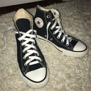 Black Chuck Taylor high top converse